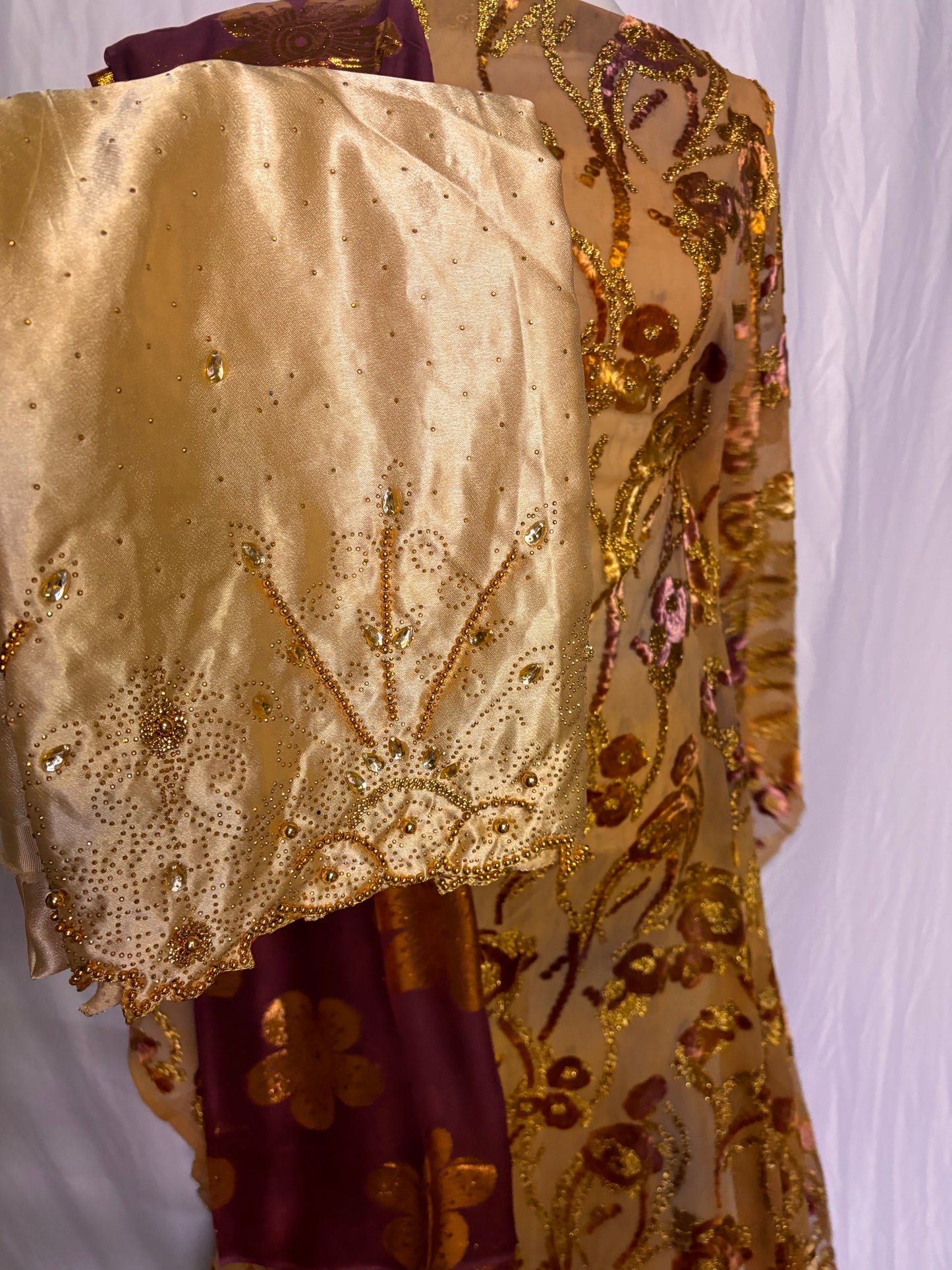Hodan Maqbal set