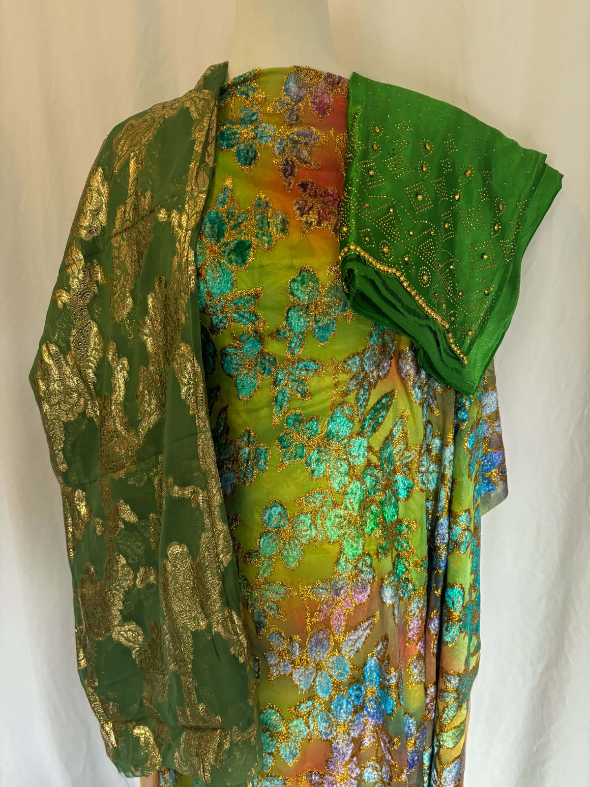Maqbal set