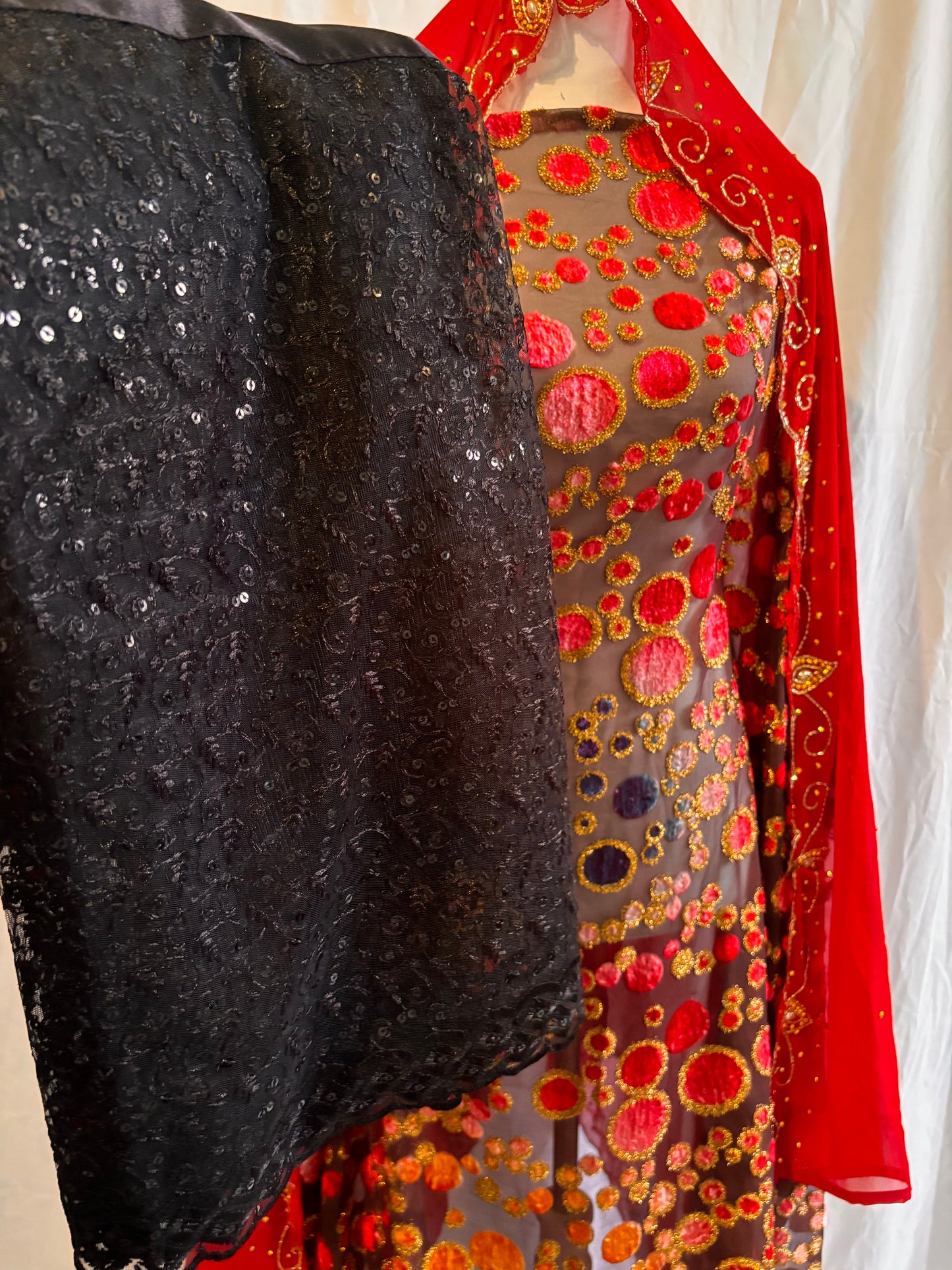 Mariam Maqbal set